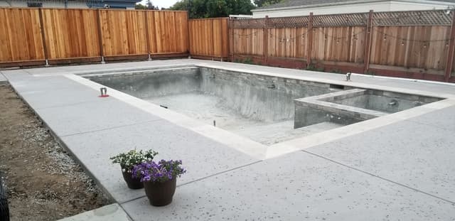 New concrete foundation of a pool